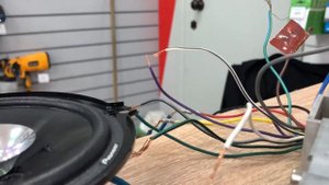Автомагнитола Kenwood KMM-122Y