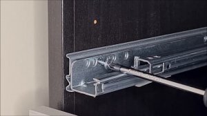 How to remove Ikea Besta drawer