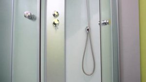 Обзор душевых кабин