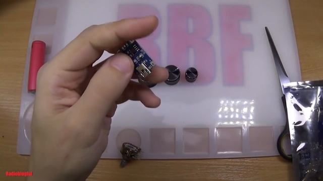 Красивые ручки для потенциометров и TP4056 смотреть онлайн