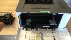 HP Color Laser 150a / 150nw - Replacing the Toner Cartridge
