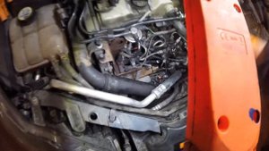 Replacement fuel pressure regulator Ford Mondeo / Замена регулятор давления топлива Ford Mondeo