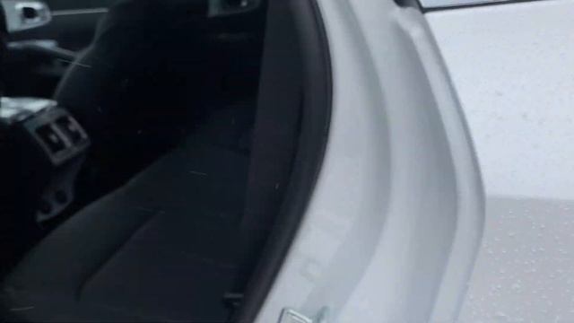 Kia Sorento Luxe: демо-обзор автомобиля из нового поступления смотреть онлайн