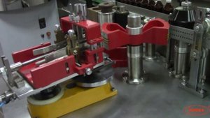 Этикетировщик на холодном клею для бумажных этикеток АЭ-8 (6000 ф/ч).