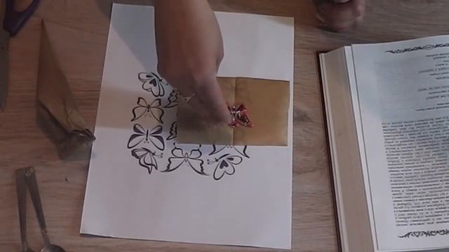 Как сделать украшение из шоколада, бабочка из шоколада.