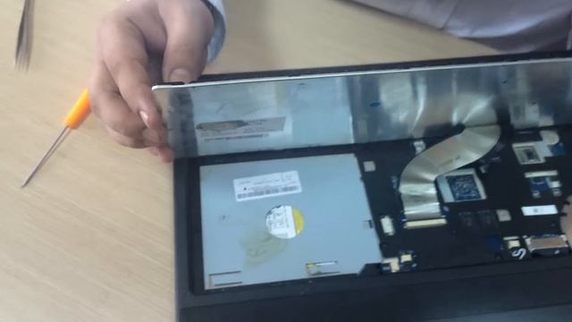 Замена клавиатуры в ноутбуке Acer Aspire смотреть онлайн