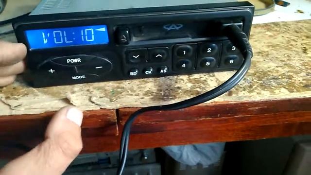 Встановлення AUX розєму в касетну автомагнітолу. Частина 2 смотреть онлайн