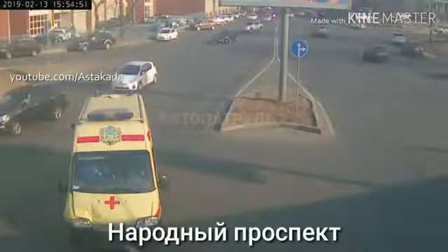 "Скорая", спешащая на вызов, протаранила машину во Владивостоке