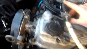 Стук в двигателе! помогите определить причину Мазда 626 GD