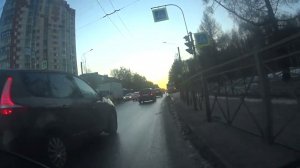 Еду на велосипеде.
