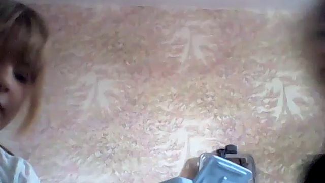 ВИКА СЪЕЛА МУХУ !!!!!!! смотреть онлайн