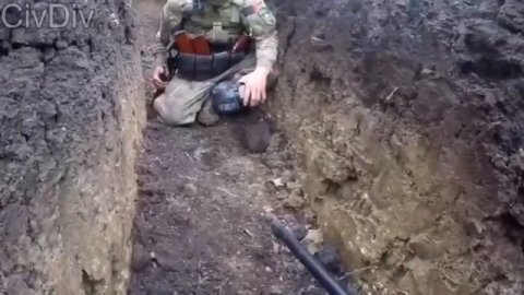 Кадры участия американских наёмников в боевых действиях на Украине на стороне ВСУ.