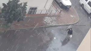16 мая Стамбул град и ливень.