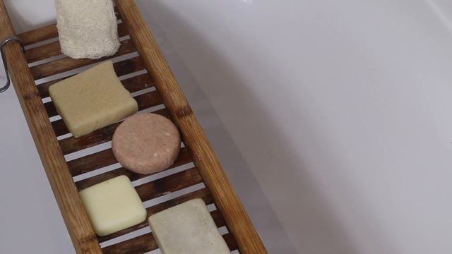 How to make a solid SHAMPOO BAR: NO acidic rinse, NO greasy transition phase recipe! смотреть онлайн