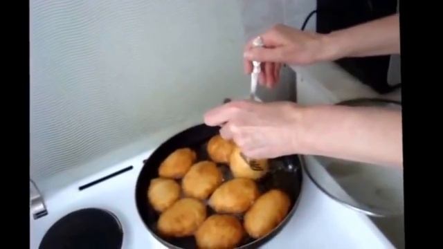 Приготовление пончиков с начинкой