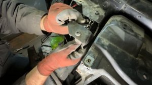 Замена радиатора ГУР BMW E90, Е92
