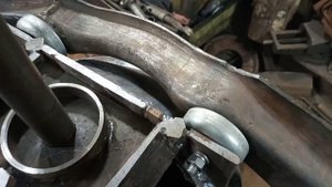Внешний вид кожуха кпп зил на д144.