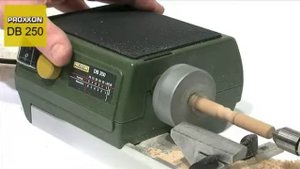 Видео о токарном станке по дереву Proxxon DB 250 (27020)