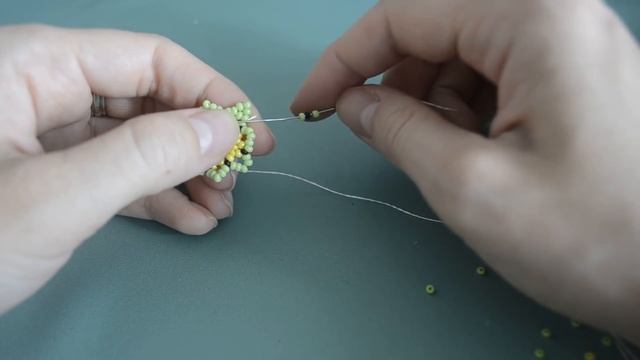 Оберег из бисера. Часть 1 из 2. Бисероплетение. Мастер класс смотреть онлайн