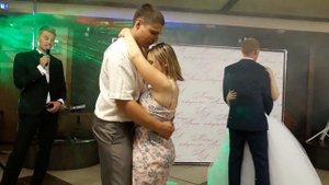 Трогательная и красивая песня на свадьбе для молодожен!