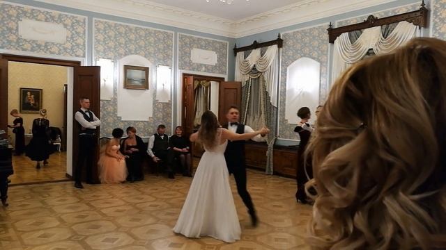 Ах！Этот ВАЛЬС！Голову Вскружил！...