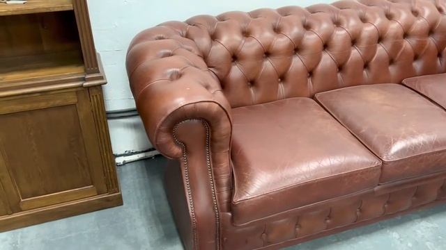 Винтажный кожаный диван честерфилд с обивкой капитоне 1960-х гг. смотреть онлайн