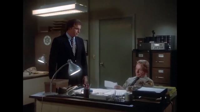 KITT Breaks Michael Out Of Jail | Knight Rider смотреть онлайн