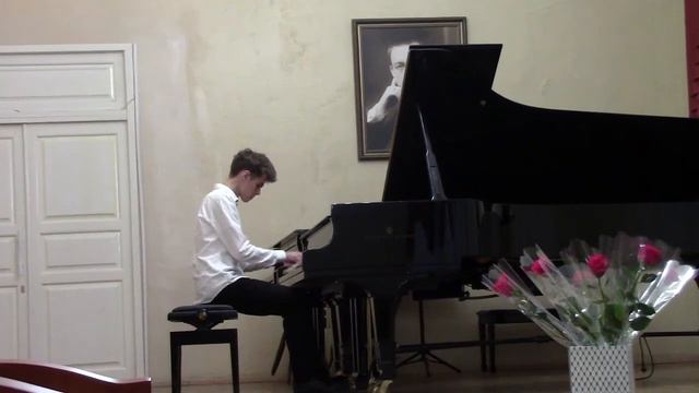 Платон Вяткин, 11 класс. Н. Капустин, Этюд №2 "Мечты". смотреть онлайн