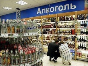 Чиновникам запретят употреблять импортный алкоголь