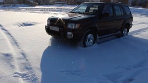 Инфинити QX4 против УАЗ Патриот, лайтовый офф роад батл