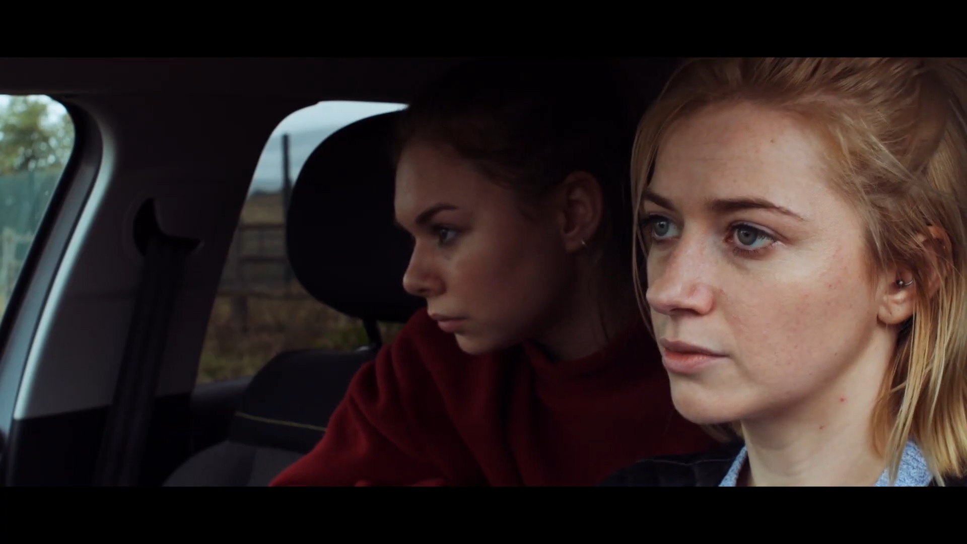 A Dark Path (2020) Trailer смотреть онлайн