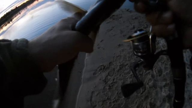 Сюрприз на вечернем перекате! Необычный трофей. смотреть онлайн