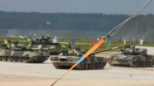 Танковый балет на открытии Танкового биатлона 2016