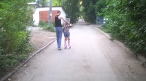 Мы учимся кататься на роликах Часть-6