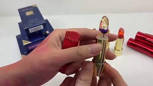 Помада с цветком внутри (iShopDay.com) смотреть онлайн