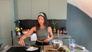 How To Make Tapioca Flatbread - Brazilian Pancake - Tapioca crepe