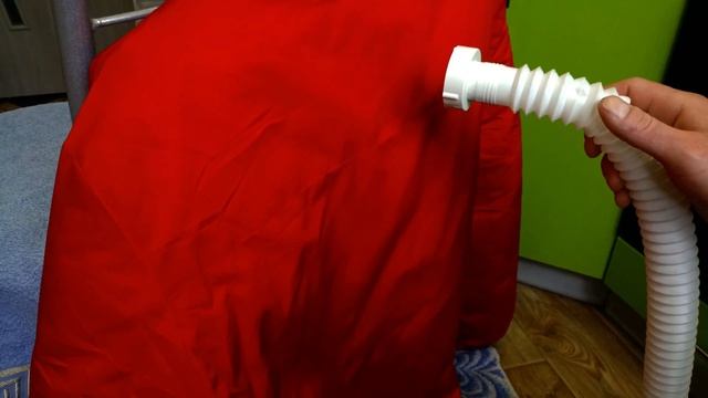 КАК РАЗГЛАДИТЬ СКЛАДКИ НА КУРТКЕ.ОТПАРИВАТЕЛЬ ДОМА. смотреть онлайн