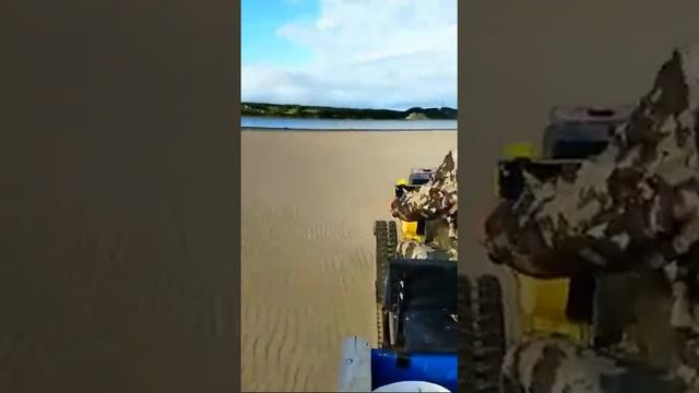 Гусеницы Крутец на мотоблоке. Прокат по бездорожью смотреть онлайн