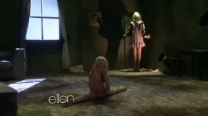 Sia Performs 'Chandelier'