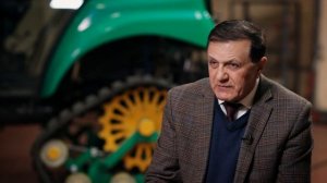 ГУСЕНИЧНЫЙ ТРАКТОР - сделано русскими | Живой Doc