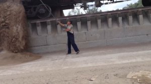 Выгрузка вагонов