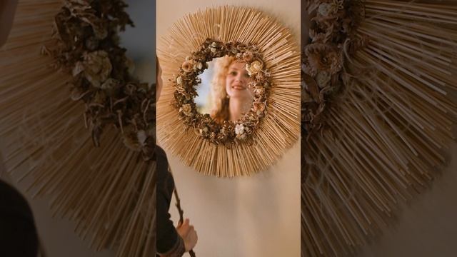 KazanFlowerSchool зеркало украшенное сухоцветами