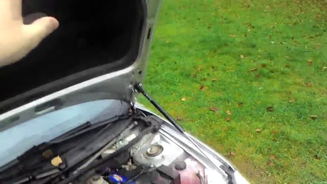 Упор капота Лада Гранта / Калина-2 / Датсун смотреть онлайн