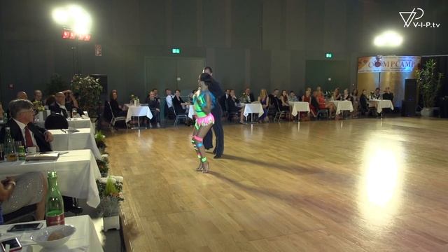 Vincenzo Mariniello & Sara Casini | Latin Show | "Samba" смотреть онлайн