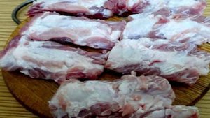 Свиные рёбрышки тушёные с картошкой