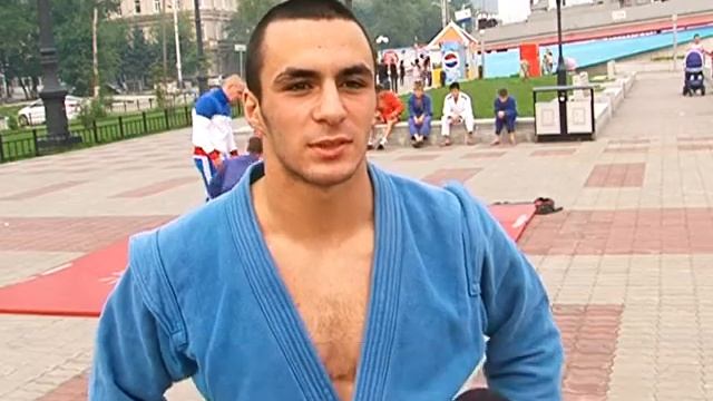 Самбисты провели тренировку на открытом воздухе смотреть онлайн