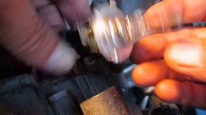 How to change a headlight bulb in a VW Jetta