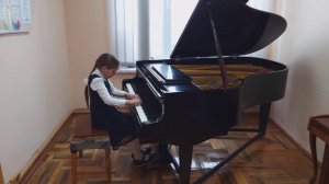 Зенченко Анастасия (9 лет) _ В. Вольф Токкатина