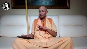 Как нанести тилаку на лоб так, чтобы её не видели окружающие люди?