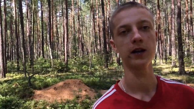 Капаю яму для землянки 2-ой день в лесу смотреть онлайн